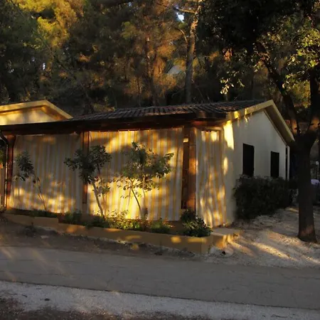 Hotel Baia Calenella